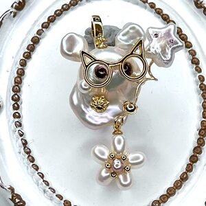 Handmade Freshwater Flameball Pearl Flower 🌺 ⭐️ Character Detachable Pendant
